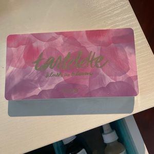 Tarte blush in bloom palette